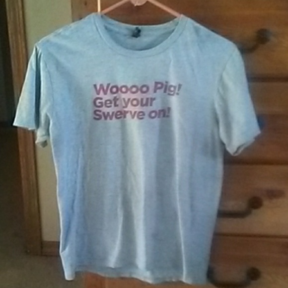 Clothing - Picture 1 of 1